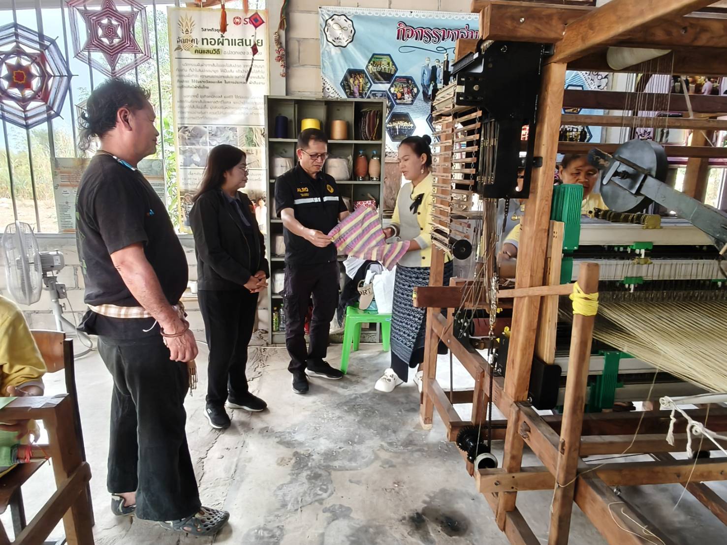 title - ผู้ตรวจราชการ ส.ป.ก. ร่วมประชุมคณะกรรมการจัดงานวันคล้ายวันสถาปนา ส.ป.ก. ครบรอบ 51 ปี ครั้งที่ 1/2569 ผ่านระบบประชุมทางไกลออนไลน์ โดย Application Zoom Meeting